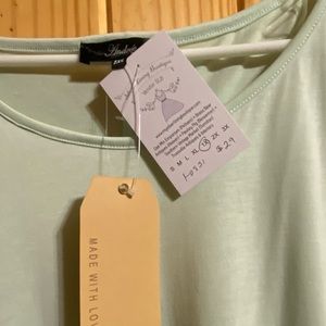 Light green cotton/poly xl1 dress NWT. 36” long